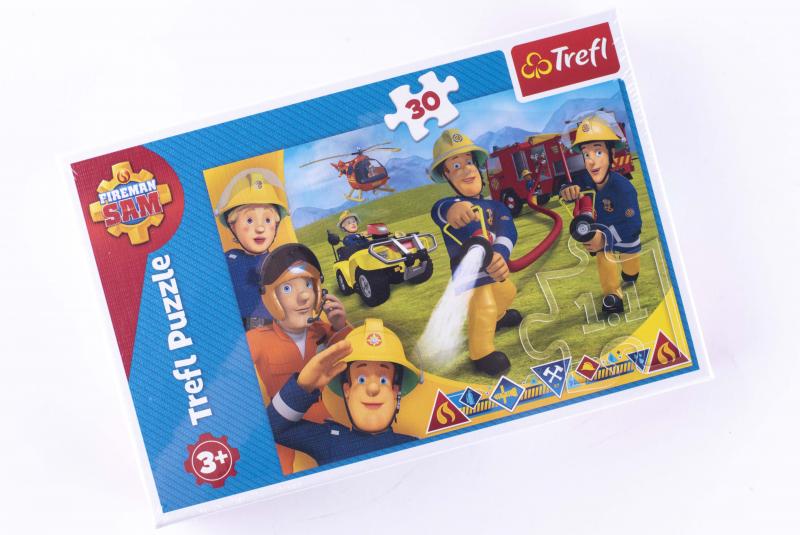 PUZZLE 30 TREFL GOTOWI BY POMAGAĆ STRAŻAK SAM