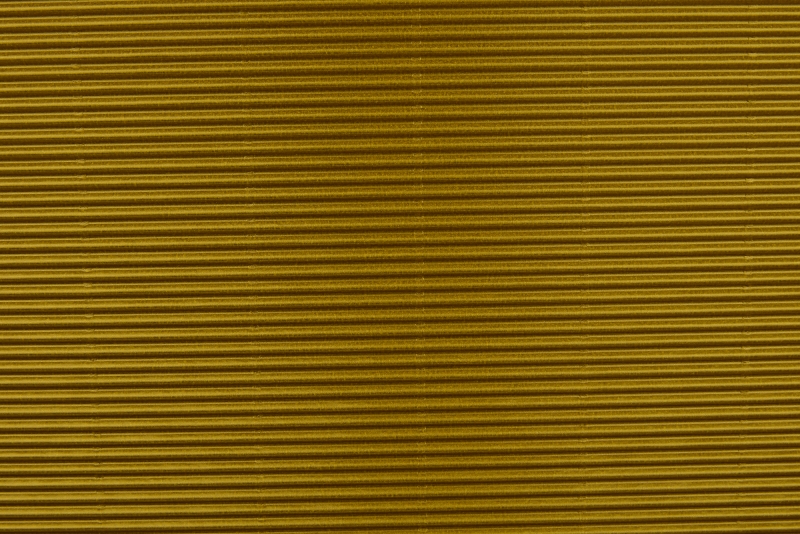 TEKTURA FALISTA 50X70 A10 ZŁOTA BAMBINO HOBBY