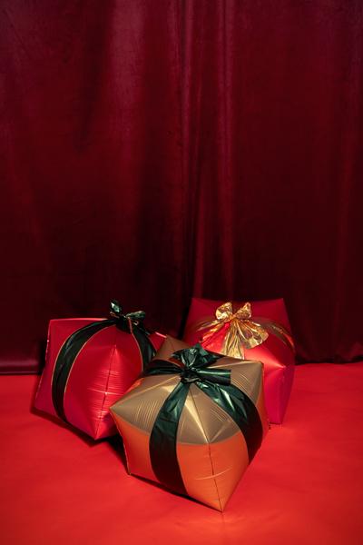 BALONY FOLIOWE PREZENTY 34X36CM MIX