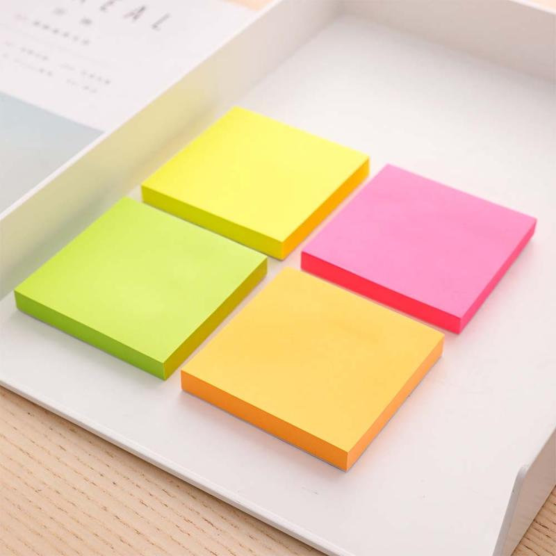 NOTES SAMOPRZYLEPNY 76x76MM 100 KARTEK MIX KOLORÓW DELI