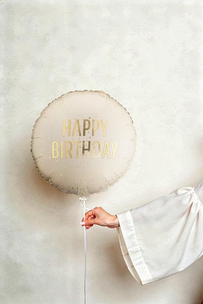 BALON FOLIOWY PASTYLKA HAPPY BIRTHDAY 35X35CM KREMOWY