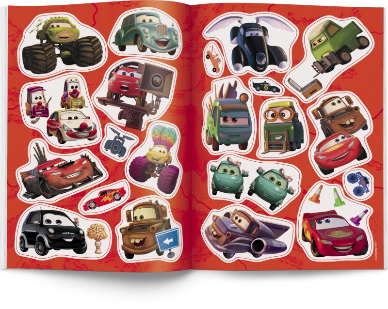 KSIĄŻECZKA DISNEY/PIXAR AUTA W TRASIE KOLOROWANKA Z NAKLEJKAMI