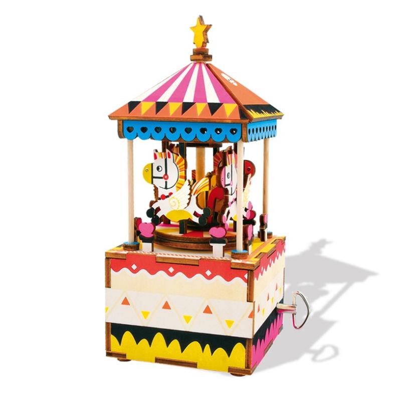 ZESTAW MODELARSKI KIDS CREATIVE Z POZYTYWKĄ MERRY GO ROUND